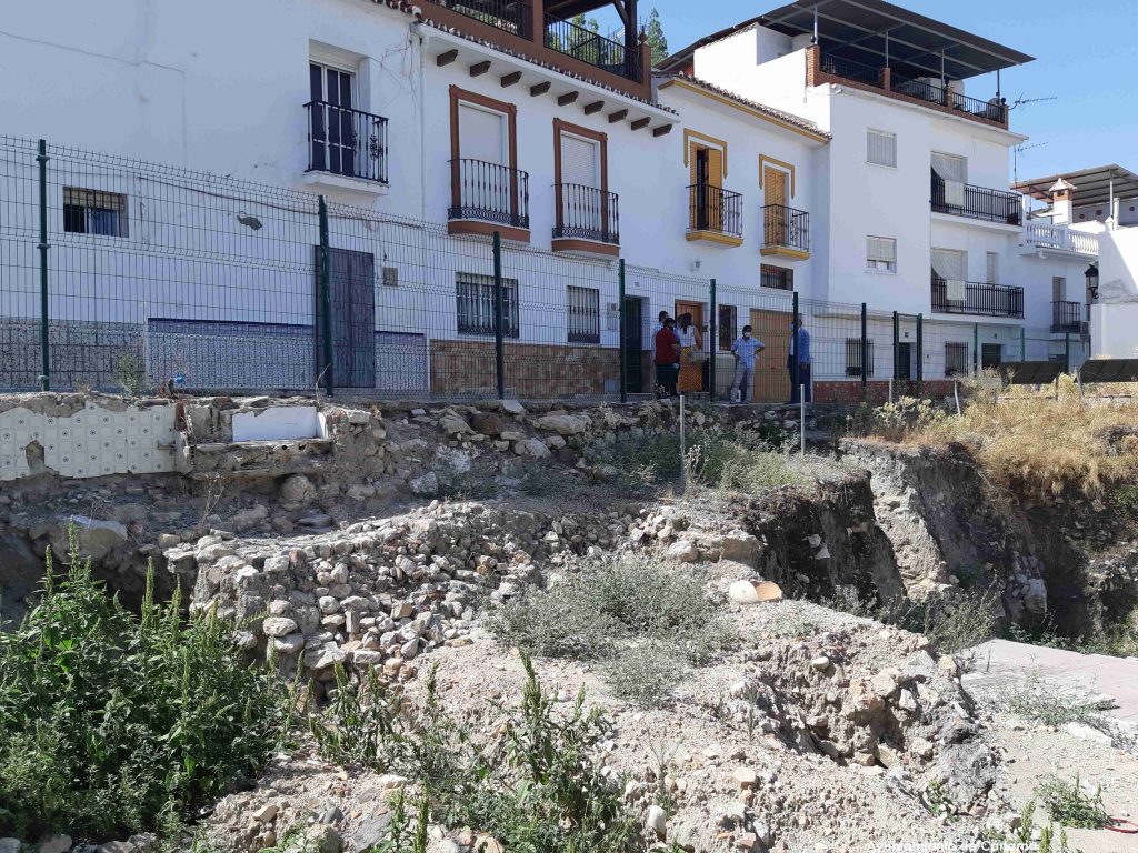 firma-acta-de-replanteo-comienzo-obras-muro-pantalla-calles-toril-y-callejuela-restos-arqueologicos-plaza-230620-9